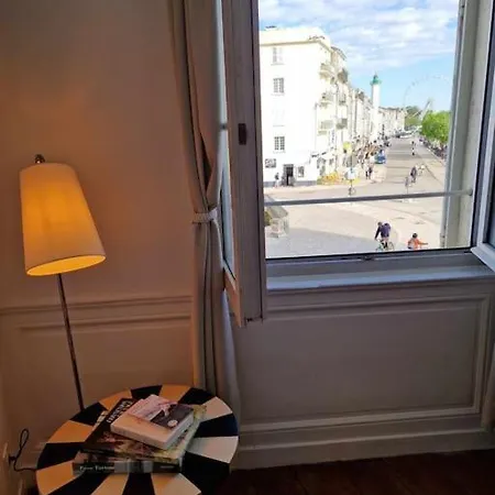 Exceptionnel Vieux Port 65m2 4-6 Pers, Wifi, Patio Apartmán *
