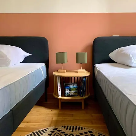 Apartmán Exceptionnel Vieux Port 65m2 4-6 Pers, Wifi, Patio