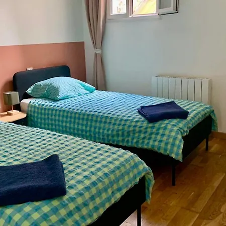 Exceptionnel Vieux Port 65m2 4-6 Pers, Wifi, Patio * La Rochelle (Charente-Maritime)